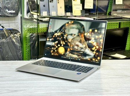 HP Elitebook 860 G10 2